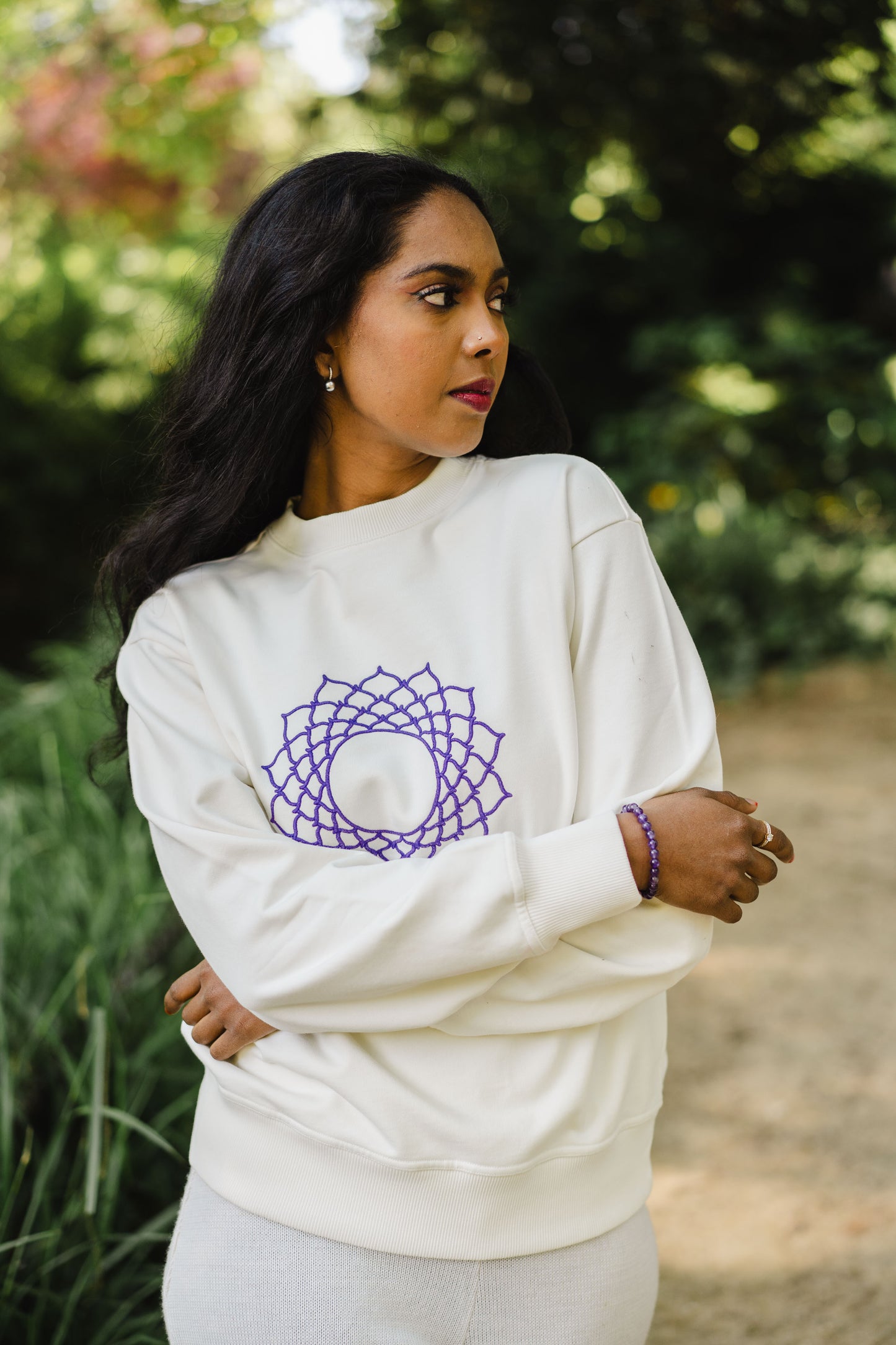 Crown Chakra Unisex Sweatshirt in Organic Cotton