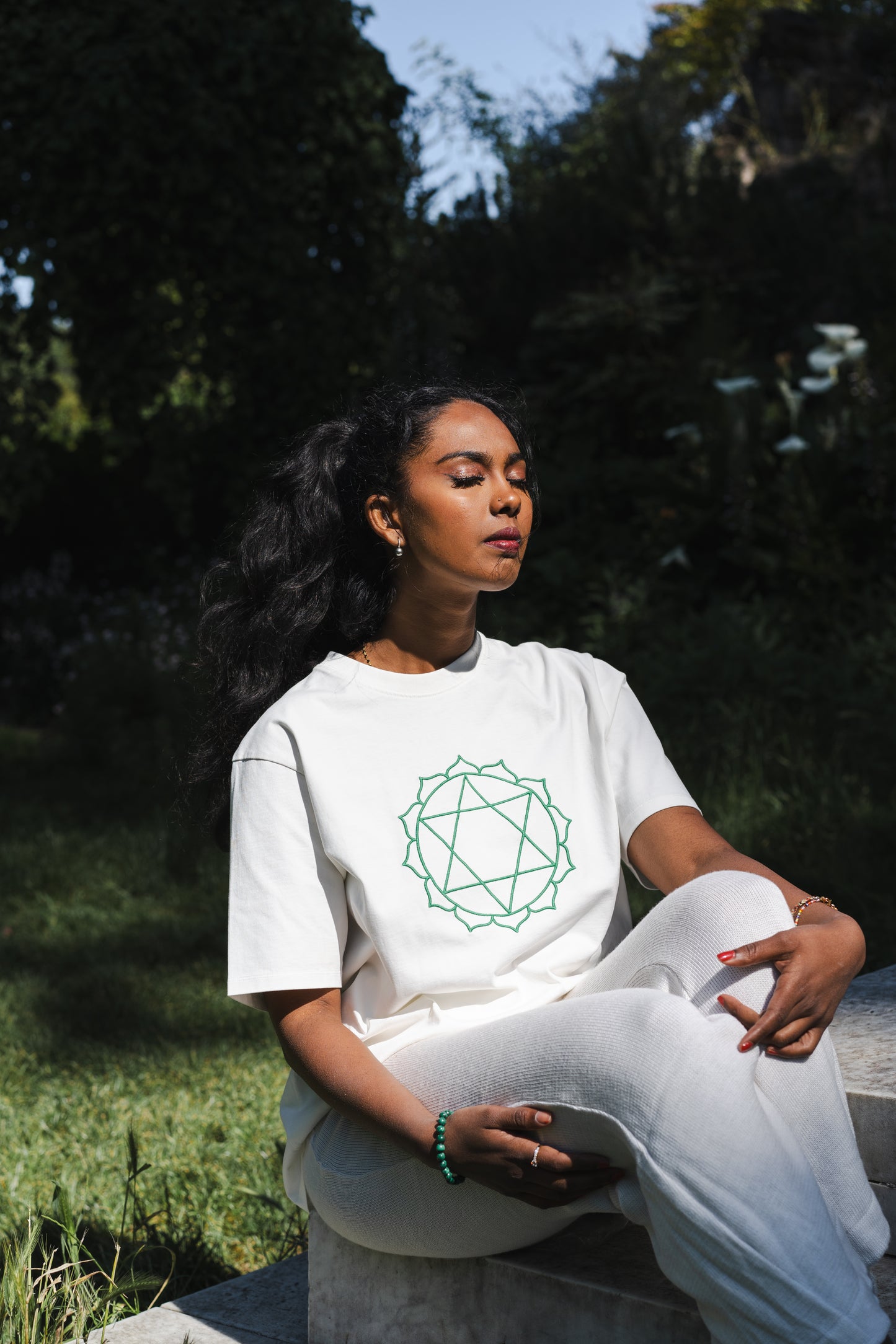 Tee-shirt Unisex Chakra du Coeur en Coton Bio