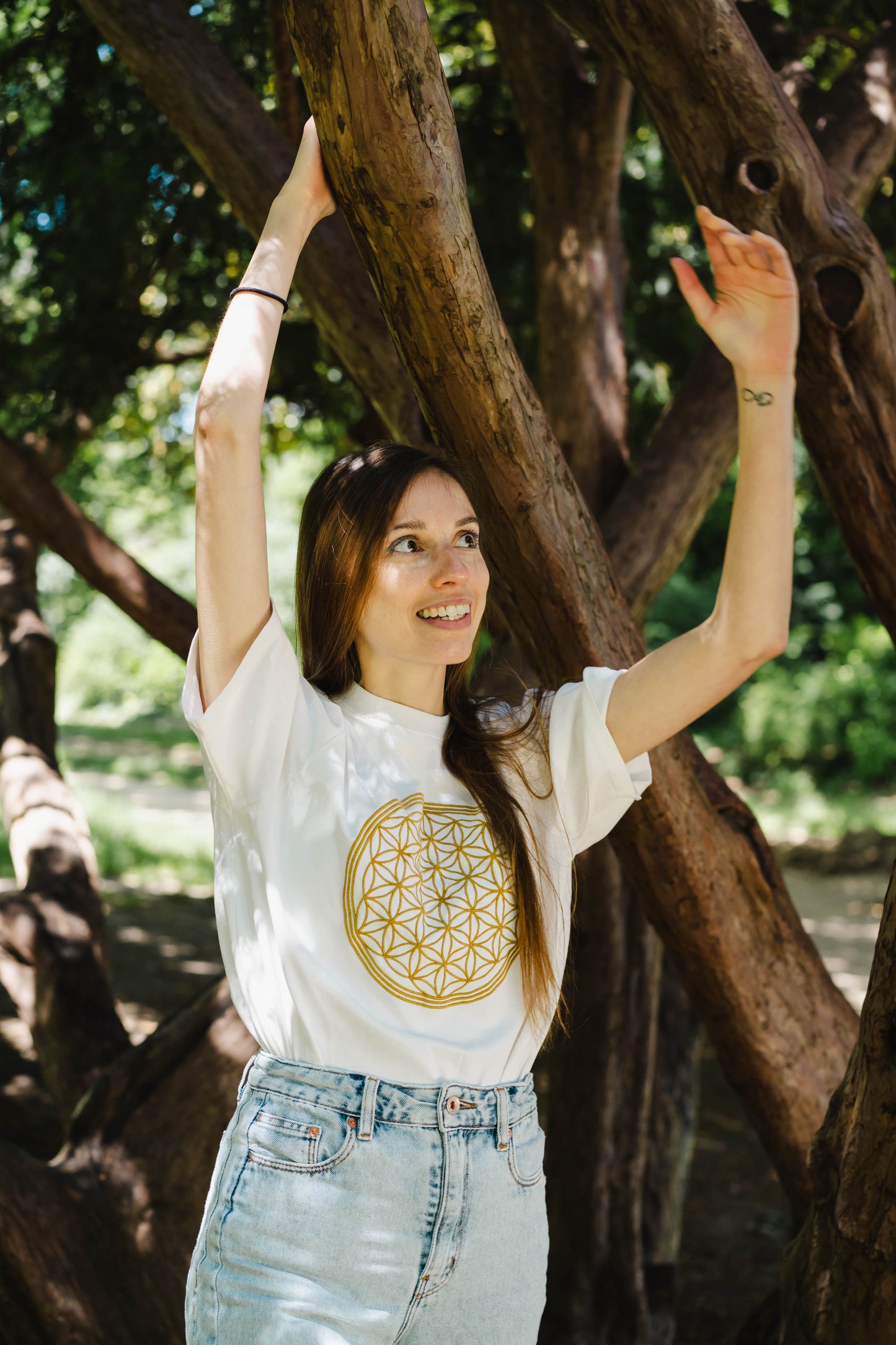 Flower of Life Unisex T-shirt in Organic Cotton