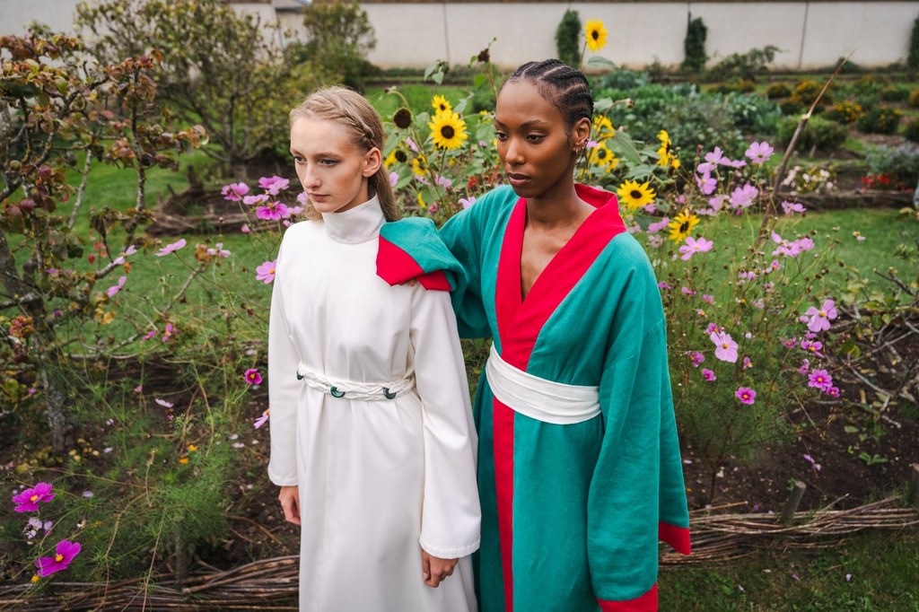 Emerald Land Linen Kimono
