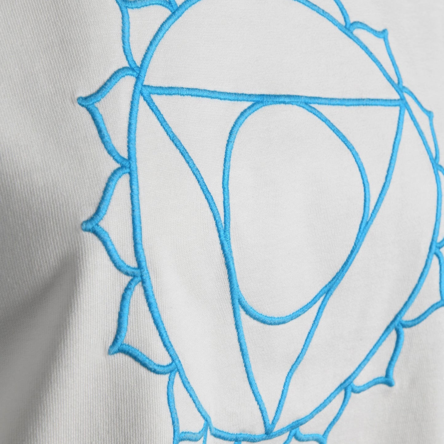 Throat Chakra Unisex T-shirt in Organic Cotton