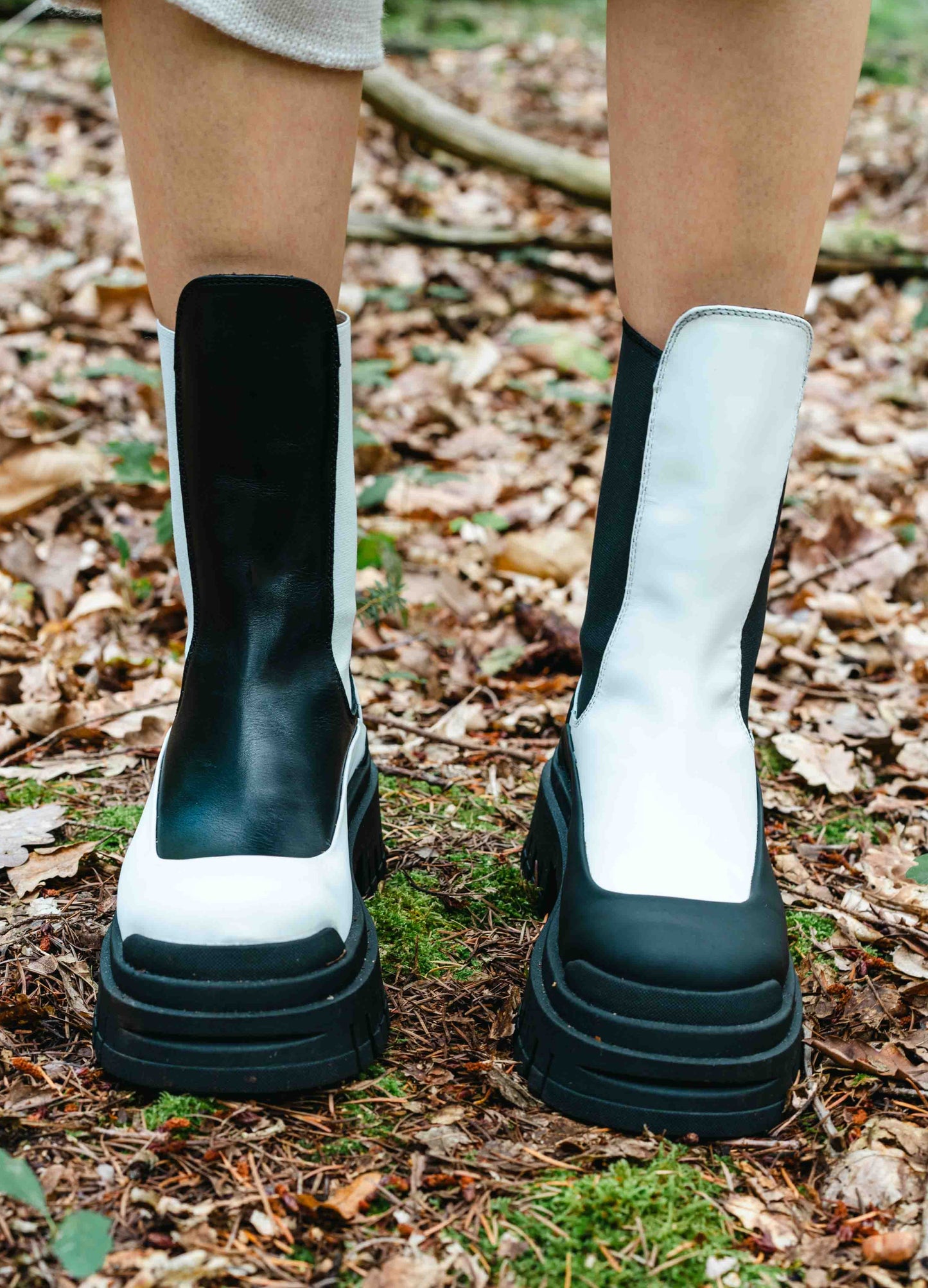 Boots Chelsea Yin & Yang en Cuir - Divine Harmonie