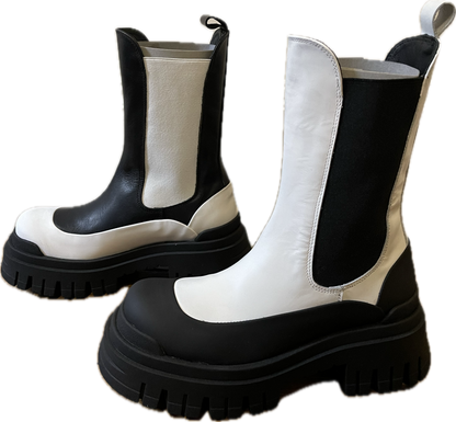 Boots Chelsea Yin & Yang en Cuir - Divine Harmonie