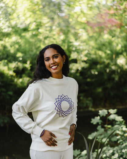 Crown Chakra Unisex Sweatshirt in Organic Cotton 