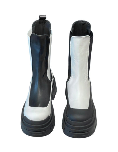 Yin & Yang Chelsea Boots in Leather 